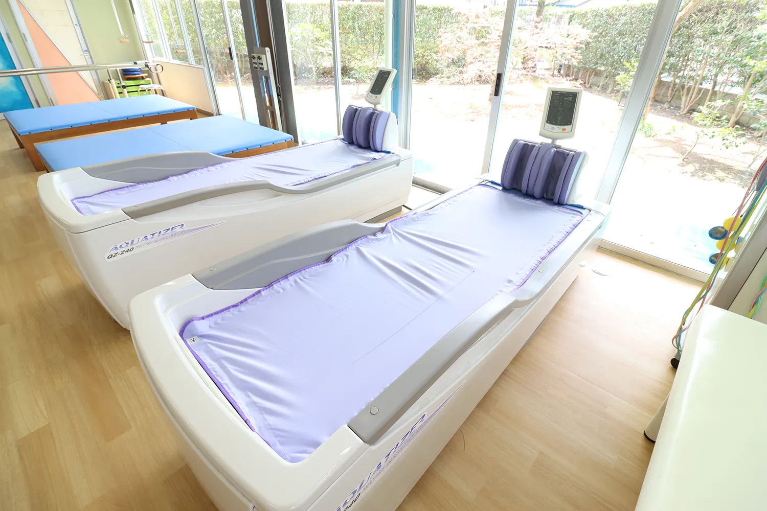 ウォーターベッド型マッサージ器